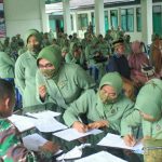 Kodim Aceh Selatan Menggelar Vaksinasi Untuk Anggota Persit Kartika Chandra Kirana dan Purnawirawan TNI