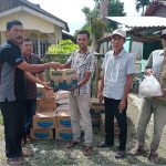 Salurkan Bantuan Kemanusiaan Kepada Korban Abrasi Di Keude Padang, Fachrul Razi meminta Pemerintah Fokus Selamatkan Daerah Rawan Bencana