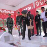 Menyambut HUT TNI 78, Jajaran TNI Aceh Selatan Melaksanakan Upacara Ziarah Nasional
