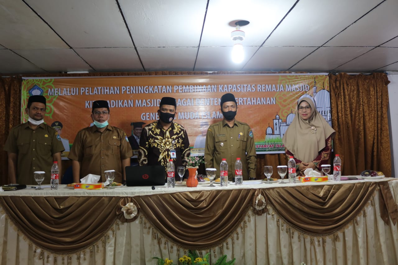 Bupati Tgk Amran Buka Pelatihan Peningkatan Remaja Masjid