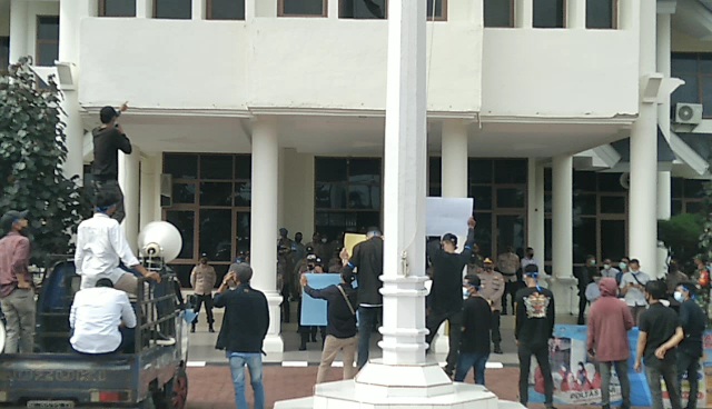 Bupati Aceh Selatan Dituntut Realisasikan Janji Janji Politik Masa Kampanye