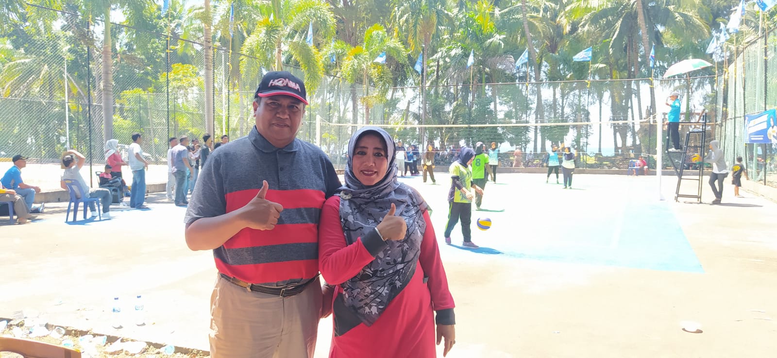 HT Sama Indra Buka Turnamen Volly Ball Wanita di Meukek