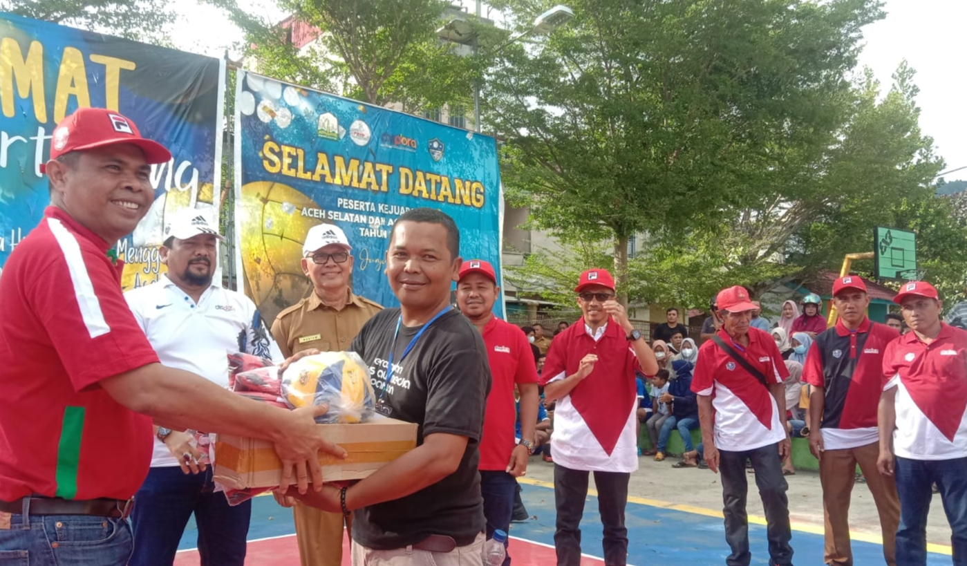16 Club Tim Putra Aceh Selatan dan Abdya Ikuti Turnamen Volly Ball