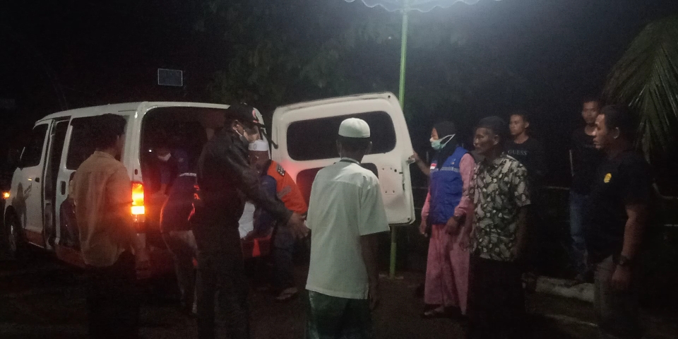 Jenazah TKI Tiba di Rumah Duka, Disambut Isak Tangis Keluarga