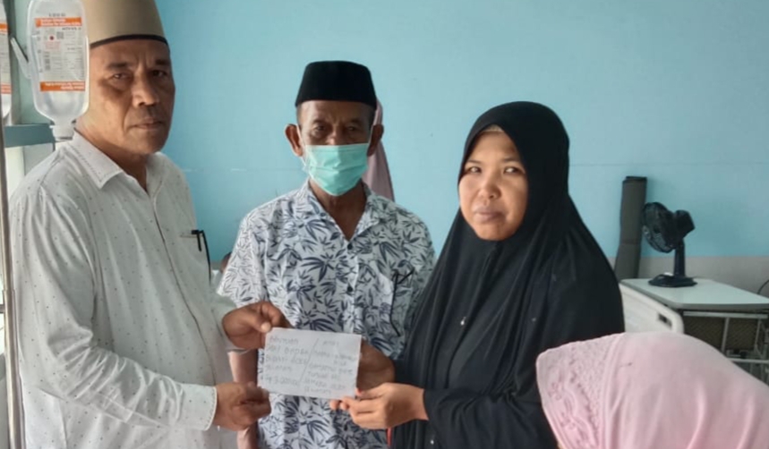 Pemkab Aceh Selatan Salurkan Bantuan untuk Zainatun Nisa 