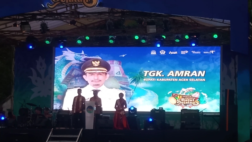 Bupati Tgk. Amran  Buka Festival Pesona Barat Selatan, Dihadiri 7 Perwakilan Bupati/Walikota 