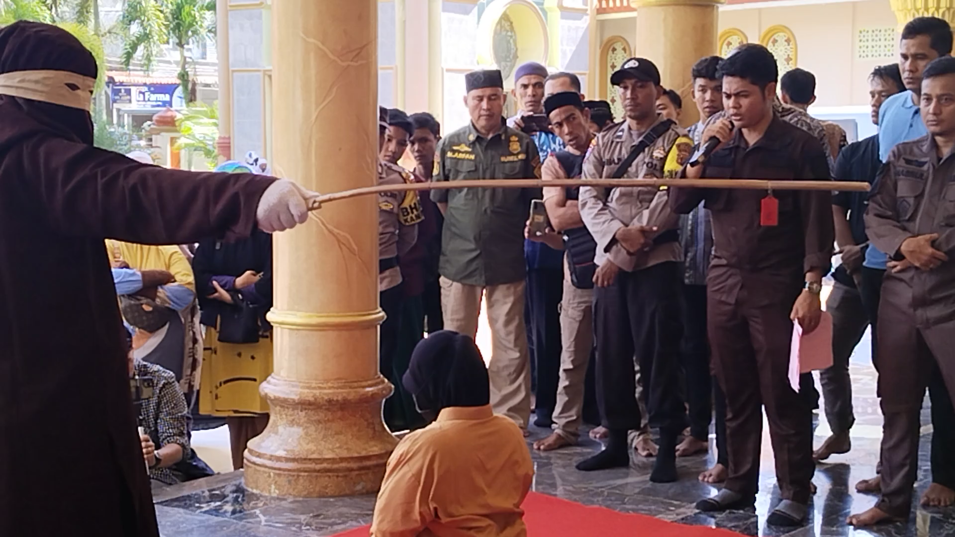 Kejari Aceh Selatan Gelar Eksekusi Cambuk Terhadap 7 Terpidana Pelanggar Qanun Aceh