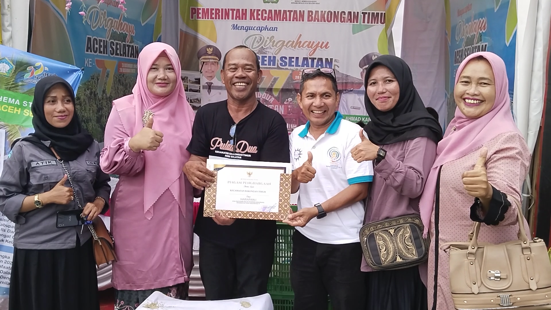 Jambu Kristal Tanpa Biji di Stand Bakongan Timur Habis Terjual
