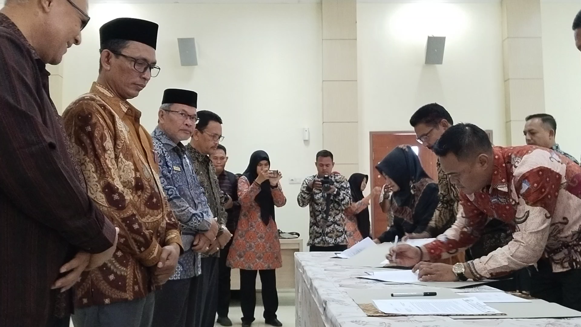 Bupati Tgk. Amran :  Kepala SKPK Harus Berperan Aktif Melakukan  Perubahan