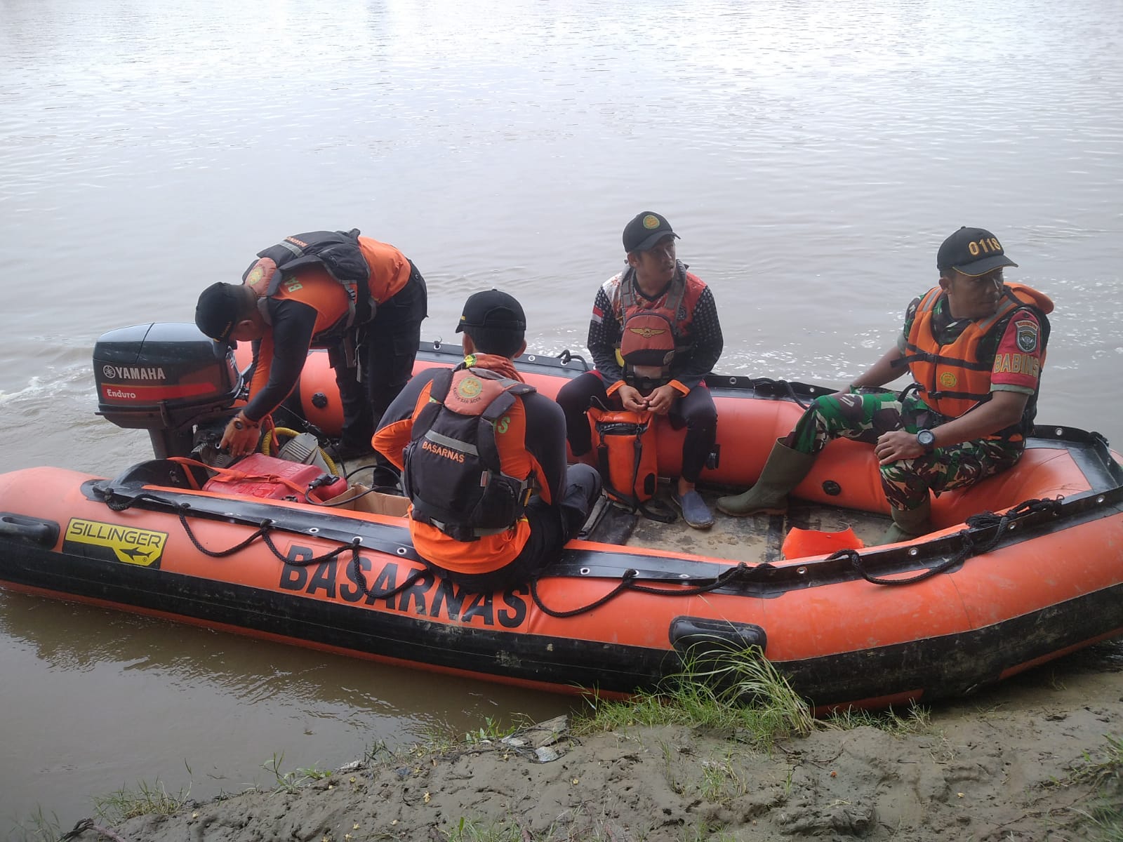 Tim Gabungan Lanjutkan Pencarian Korban Hilang di Sungai Lae Soraya