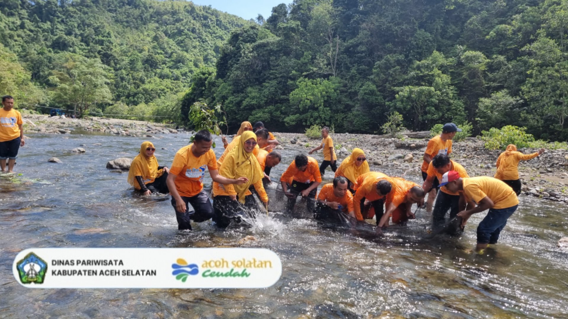 Berburu Ikan Endemik Jangko di Krueng Meukek