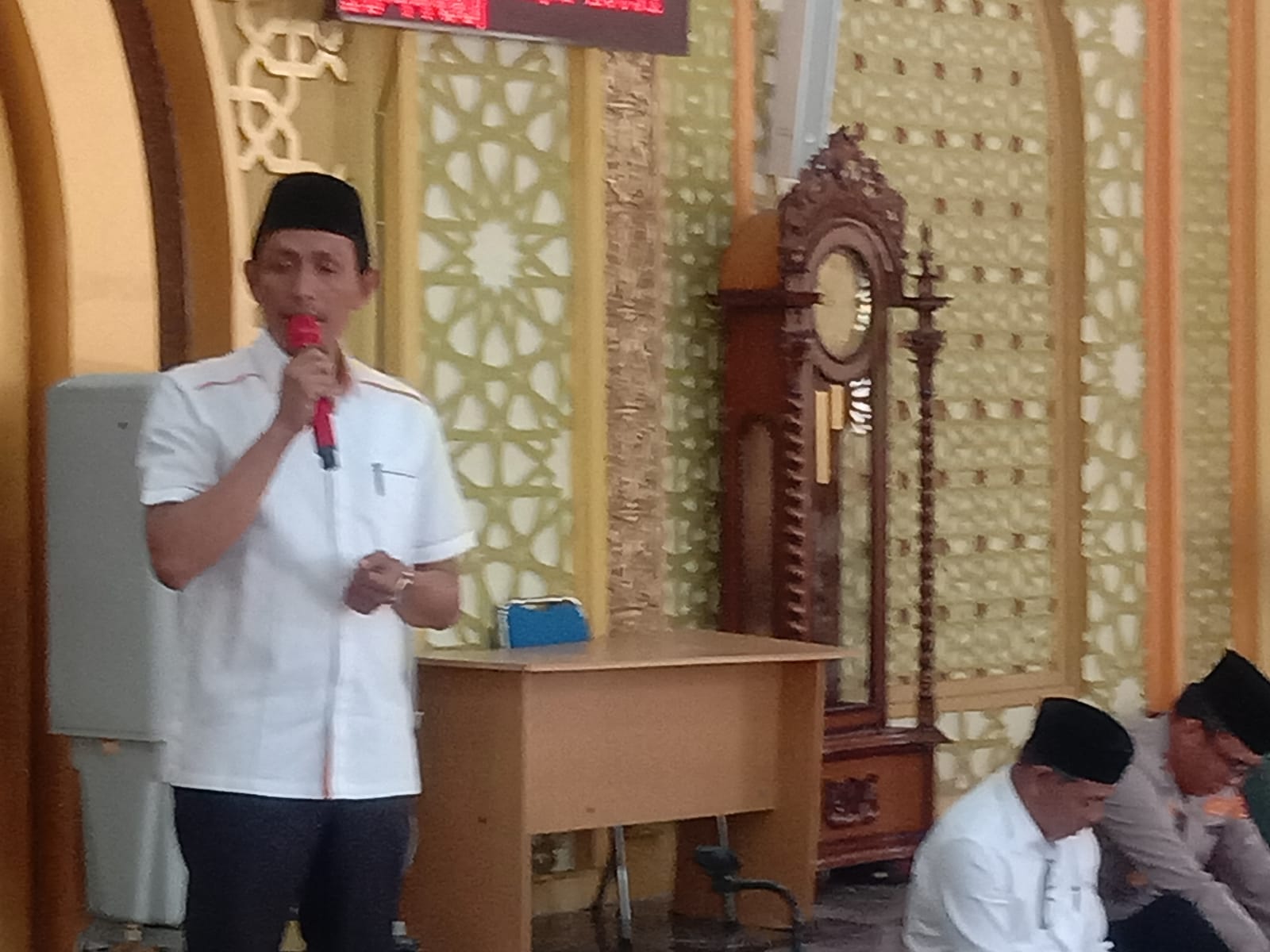Bupati Tgk. Amran Lepas Jamaah Calon Haji Aceh Selatan