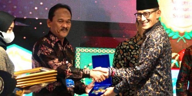 Pemerintah Aceh Sukses Raih Peringkat Pertama Katagori Keuangan Syariah