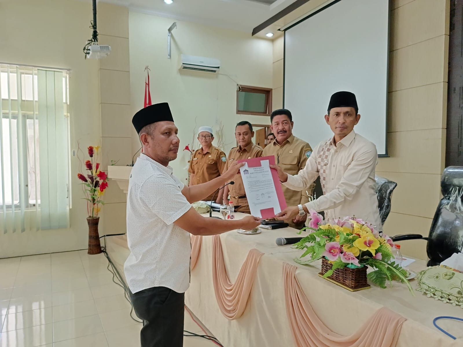 Seluruh Imeum Mukim Aceh Selatan Audiensi Dengan Bupati