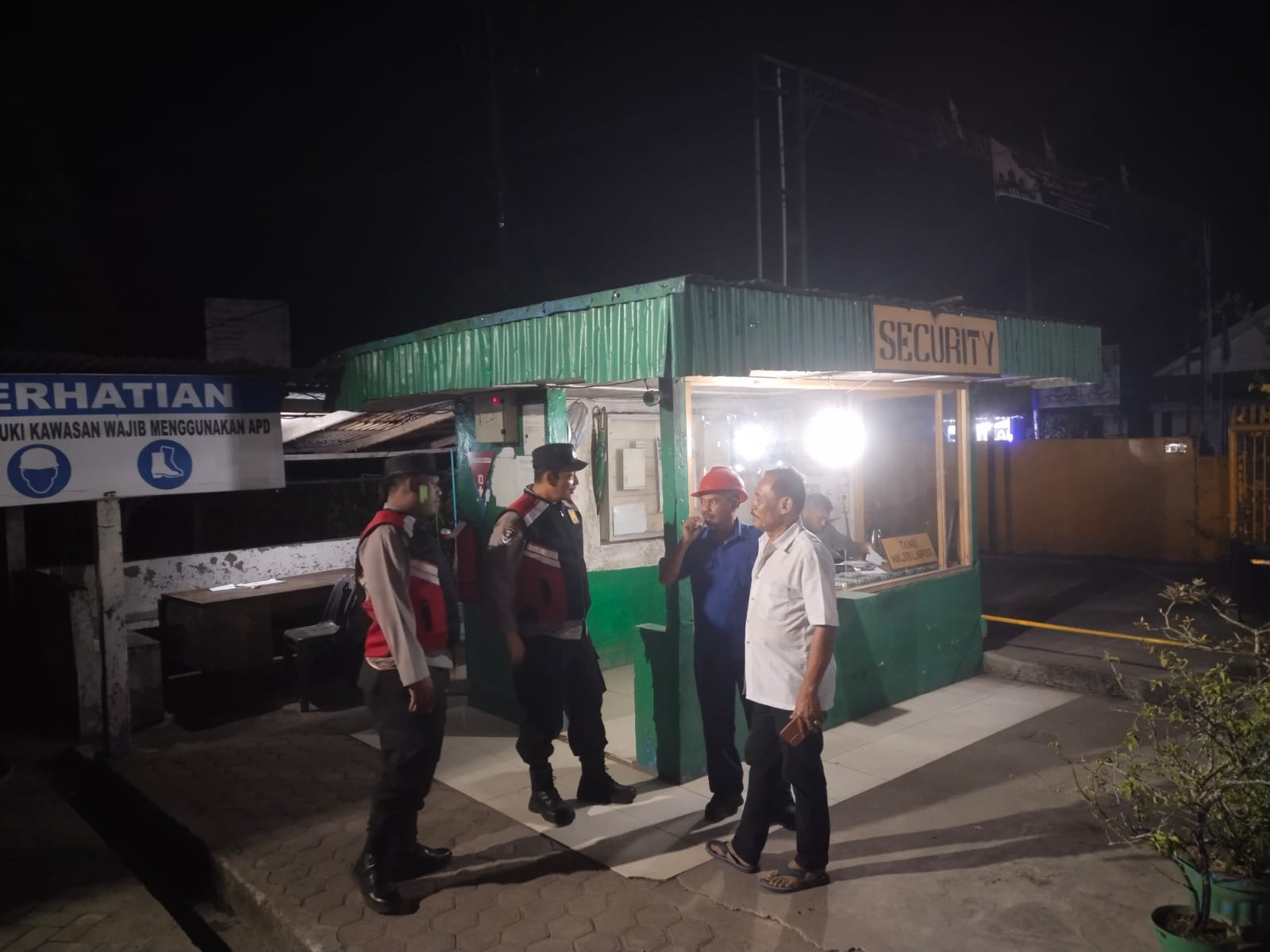 Patroli Dialogis Polsek Kejuruan Muda Sampaikan Pesan Kamtibmas Kepada Masyarakat