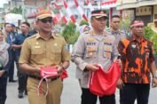 Pemkab Aceh Selatan Laksanakan Gerakan Pembagian Bendera Merah Putih Secara Nasional