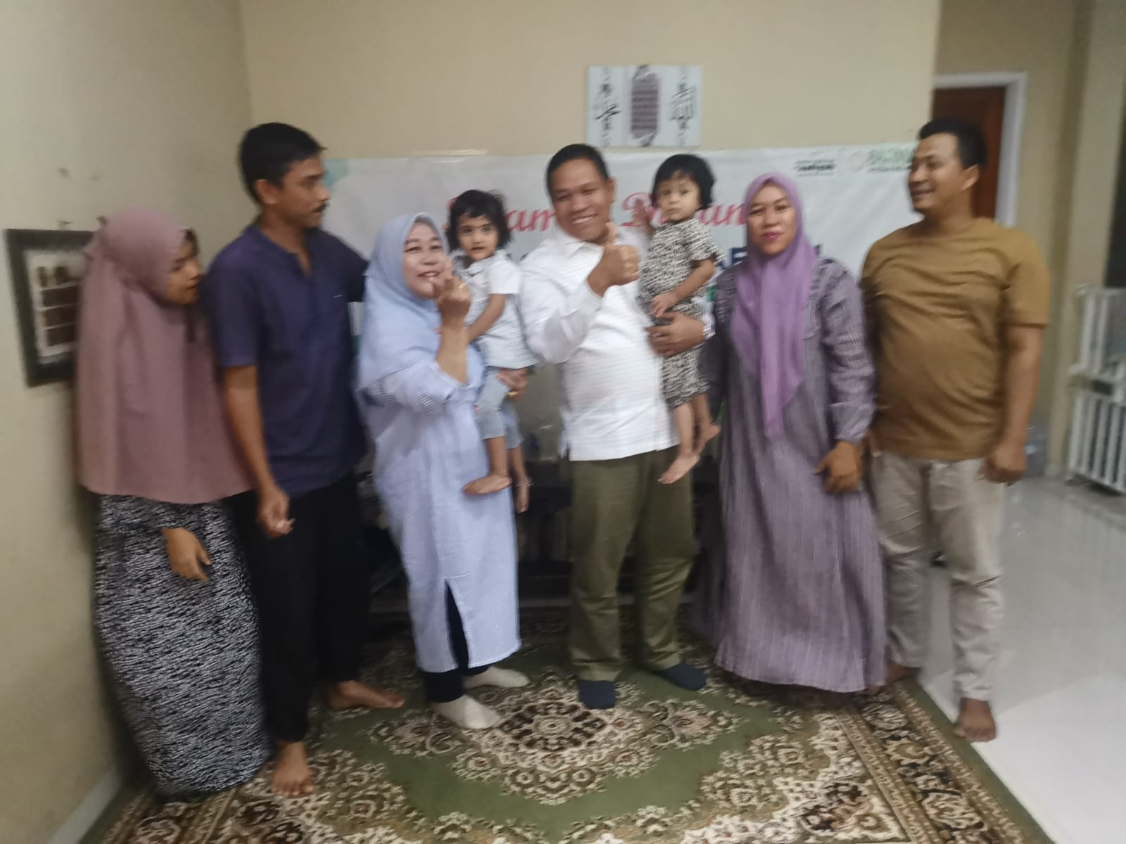 Darmansyah Besuk Dua Balita Bocor Jantung Asal Abdya