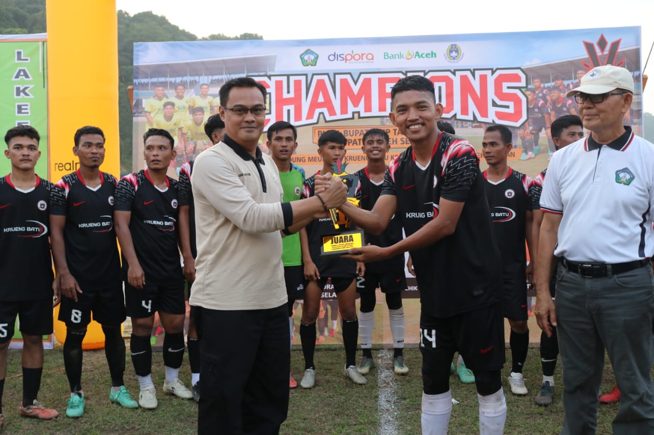 Sakura FC Juara 1 Turnamen Bola Kaki Bupati Cup Tahun 2023