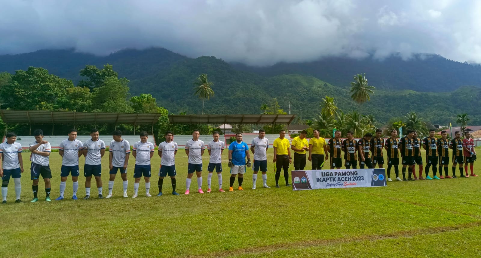 Pembukaan Pertandingan Sepakbola Persahabatan Alumni Purna Praja IPDN
