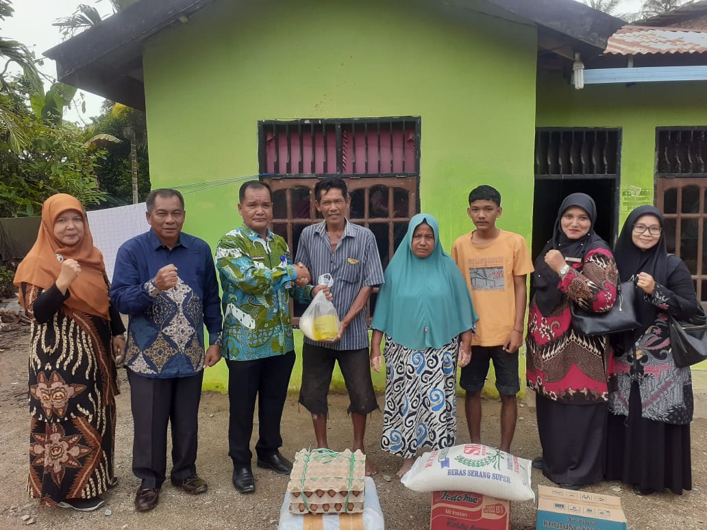 Hari Ini SMA Negeri 1 Kutacane Salurkan Bantuan Kepada Siswanya Dampak Korban Banjir Agara