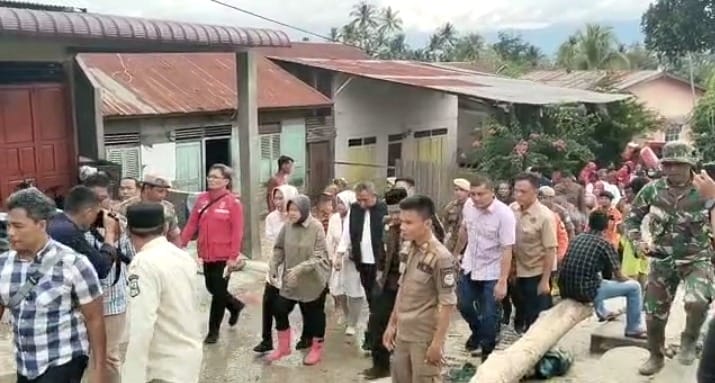 Mensos RI Kecewa Pemkab Agara Tak Becus Tangani Banjir