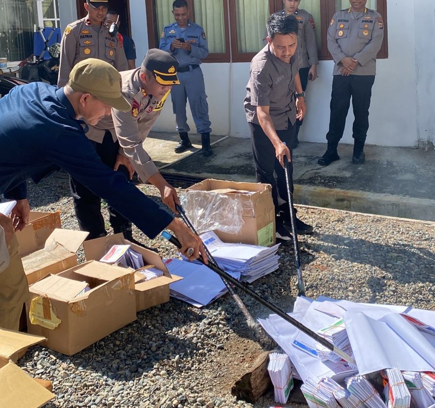 KIP Aceh Selatan Terkesan Pilih Kasih dan Tidak Transparan Dalam Hal Penyampaian Informasi