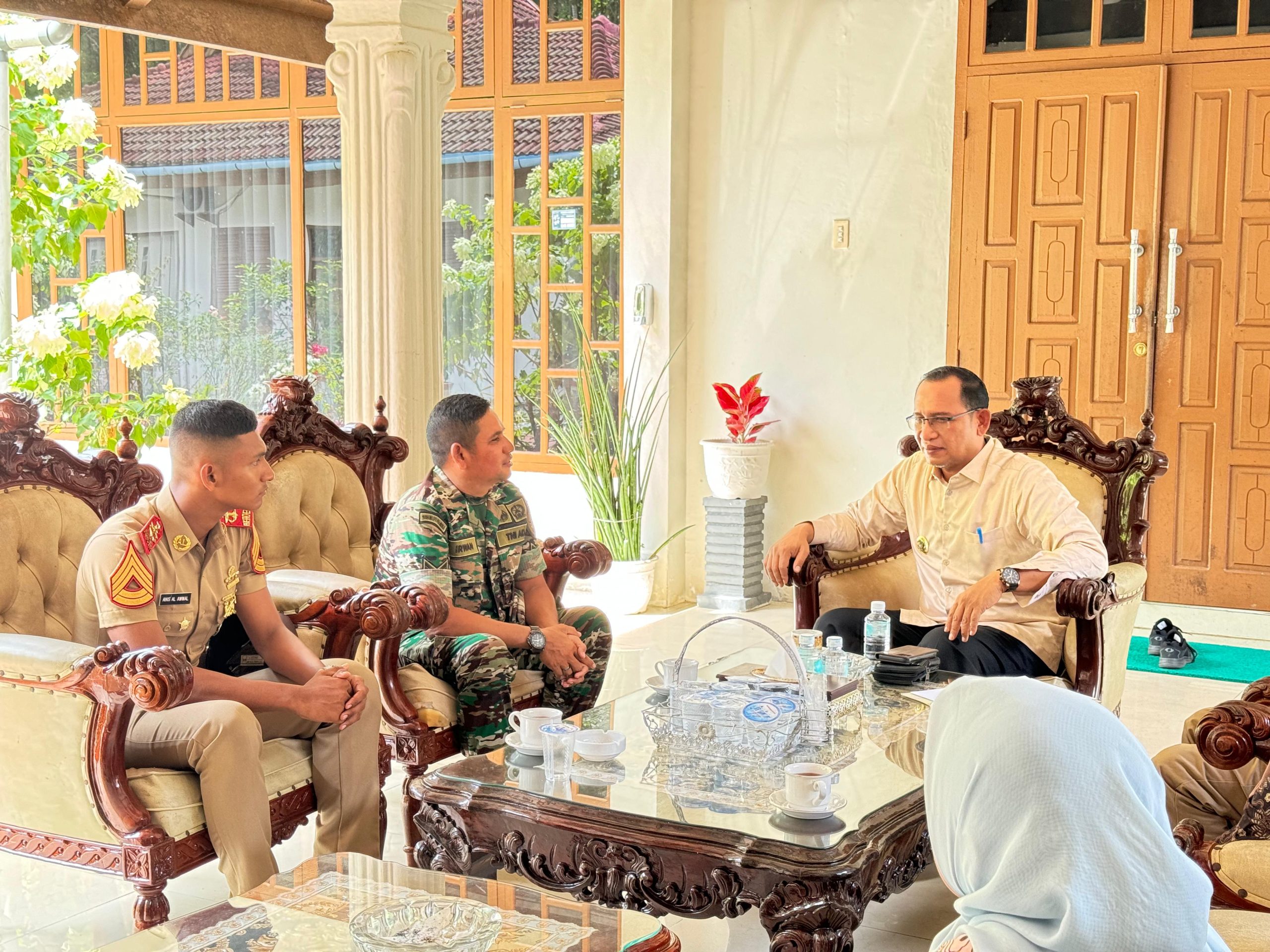 Luar Biasa, Seorang Babinsa Koramil Bakongan Sertu Irwan Iskandar Mempunyai Anak Yang Lulus Taruna AAL
