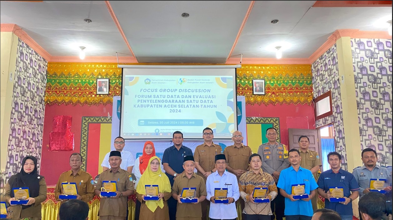 Pemerintah Kabupaten Aceh Selatan dan Badan Pusat Statistik Kabupaten Aceh Selatan Selenggarakan Focus Group Discussion FGD Forum Satu Data dan Evaluasi Penyelenggaraan Satu Data Kabupaten Aceh Selatan Tahun 2024