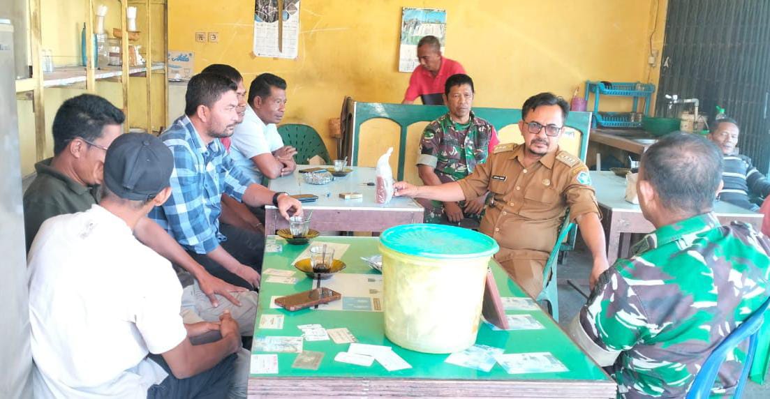 Danramil dan Camat Kluet Utara Silaturrahmi Dengan Masyarakat, Serukan Pilkada Damai dan Aman