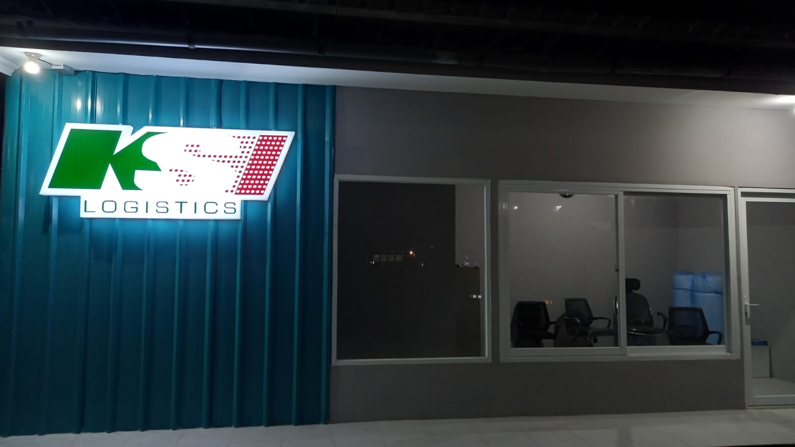 Menyederhanakan Pengiriman Barang dari Bandung ke Aceh dengan Jasa Cargo Berpengalaman