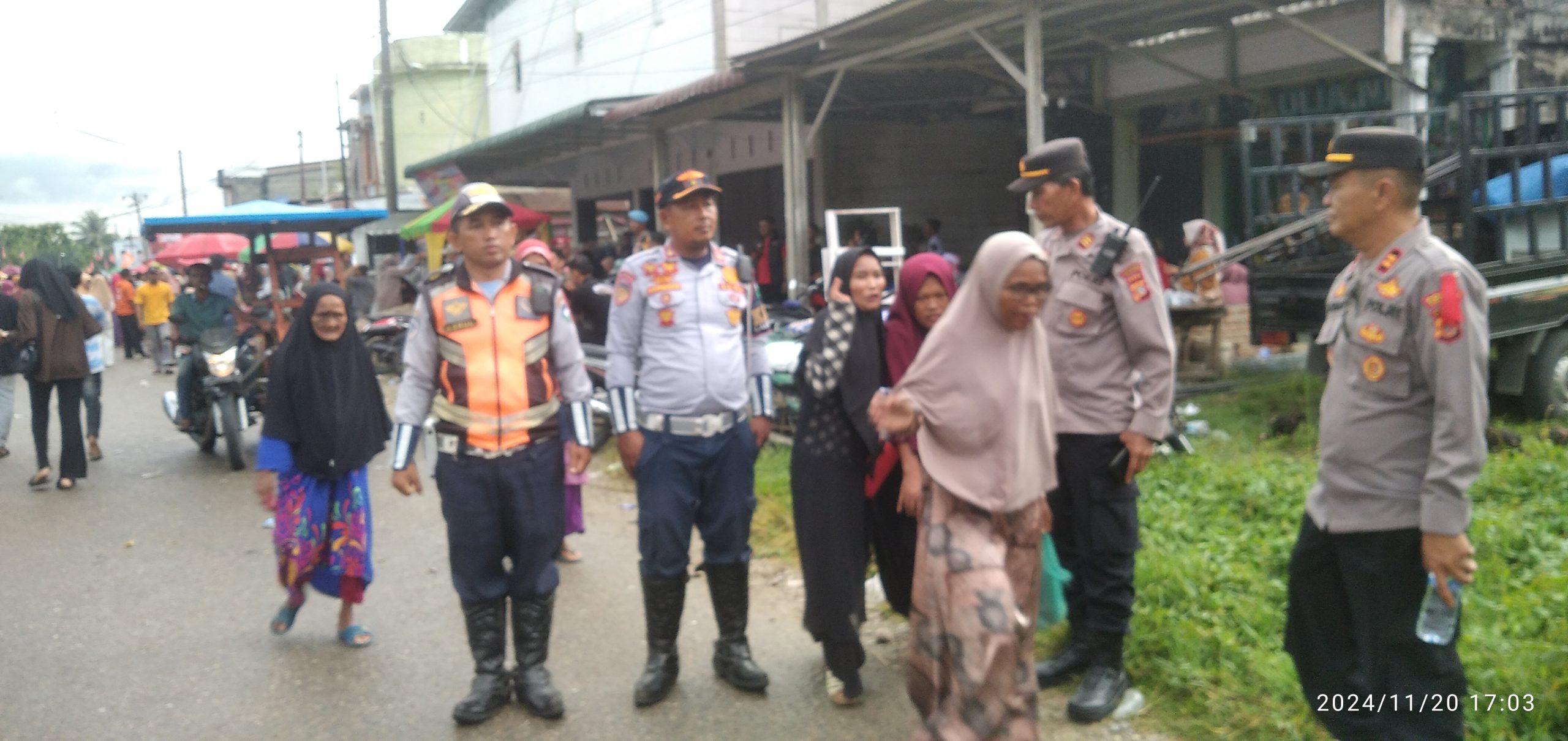 Dinas Perhubungan Aceh Selatan Terjunkan Personil Dalam Rangka Pengamanan Kampanye Akbar Pasangan “AMAL”