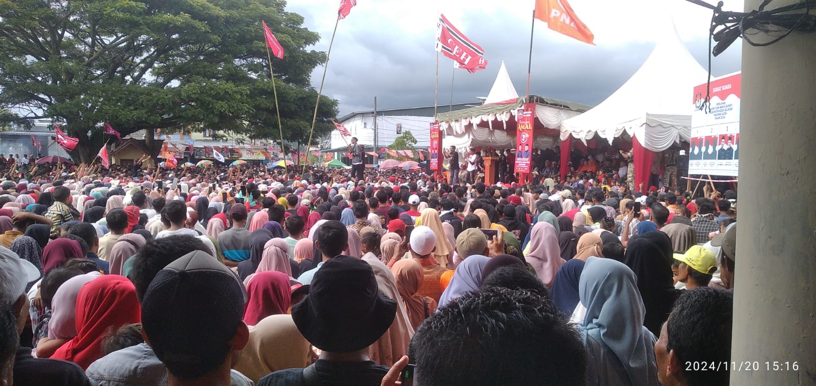 Kampanye Akbar AMAL di Terminal Kota Fajar Mencambuk Jurus Politik Kerbau Masyitah Ali Jurkam Pasangan IDAMAN