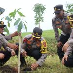 Kapolres Aceh Selatan hadiri Gerakan Aksi Tanam Hijaukan Nanggroe Aceh 2024