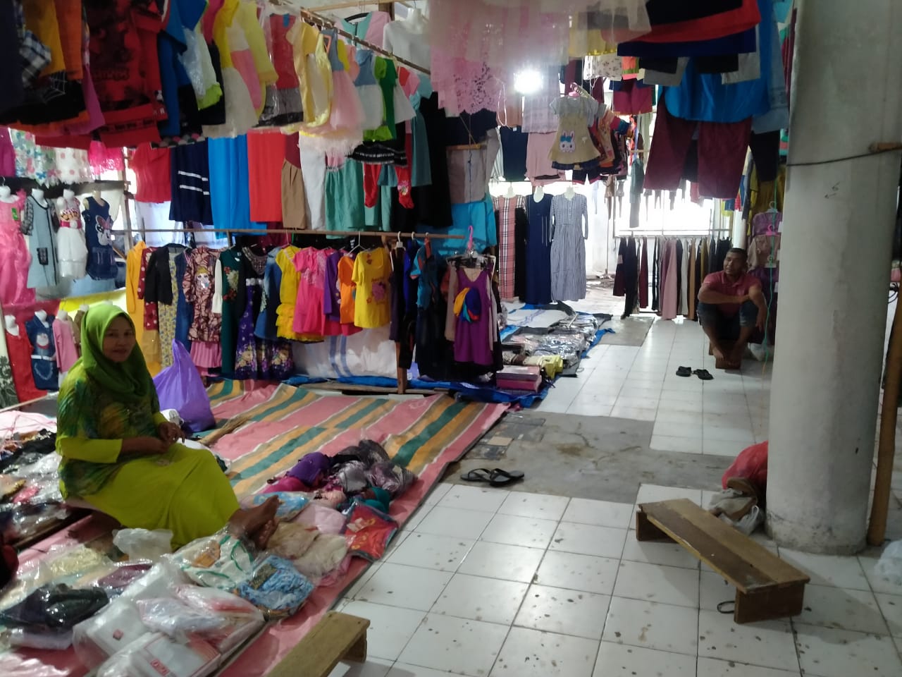 Kondisi Pasar Swalayan Tapaktuan di Hari 18 Ramadhan Sangat Memprihatinkan