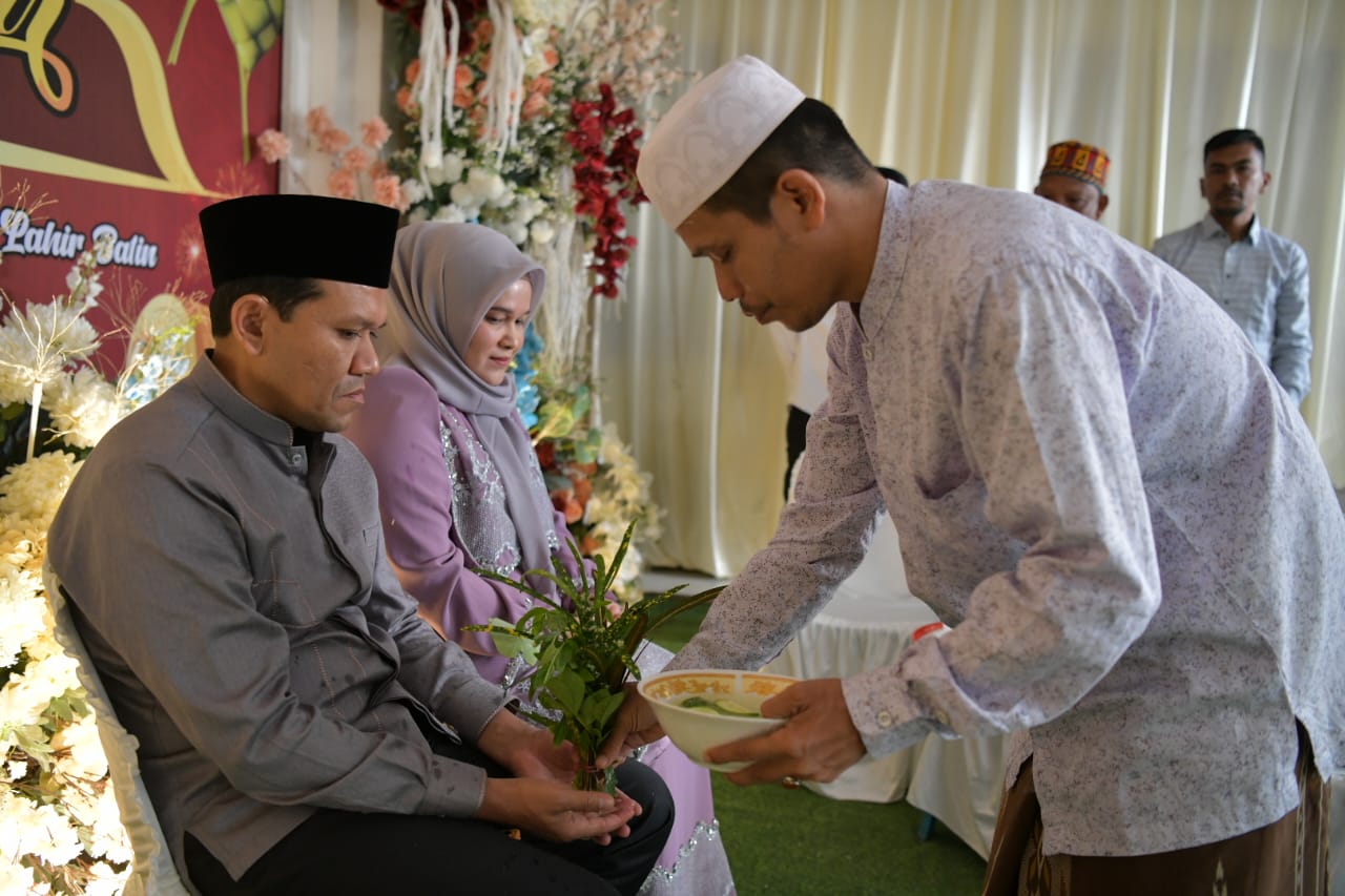 Akrab dan Ceria Halal bi Halal di Kediaman Pribadi Wagub Fadhlullah