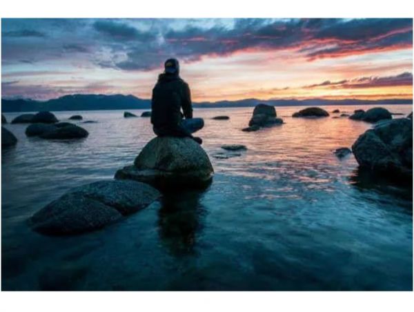 Tenang di Tengah Ombak