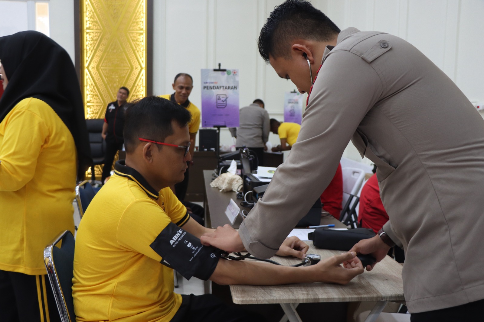 Polres Aceh Selatan Lakukan Pemeriksaan Kesehatan Berkala untuk Tingkatkan Kesehatan Personel