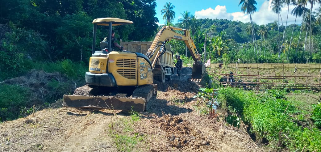 Satgas TMMD ke-124 Kodim 0107/Aceh Selatan Terus Tingkatkan Pekerjaan Fisik Peningkatan Badan Jalan