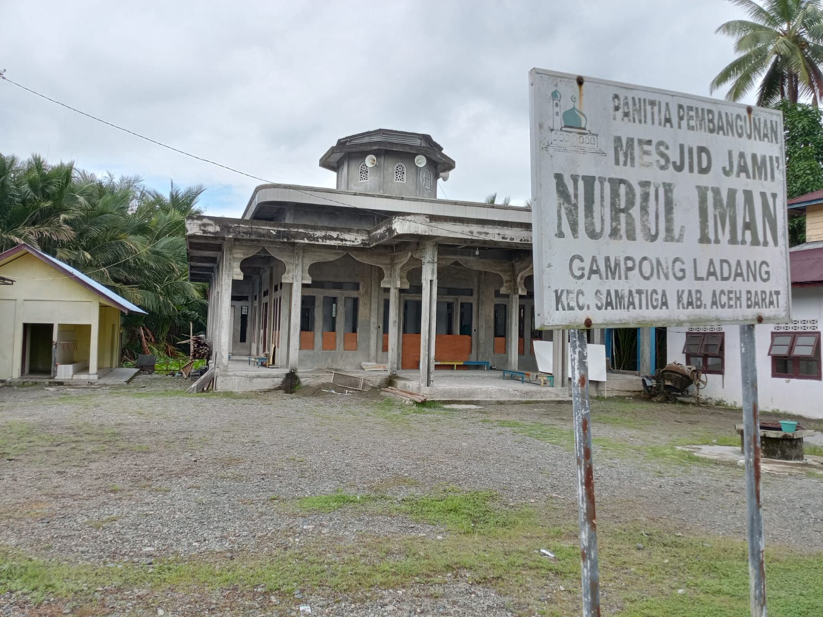 Pembangunan Mesjid Nurul Iman Gampong Ladang direncanakan Akan berlanjut .