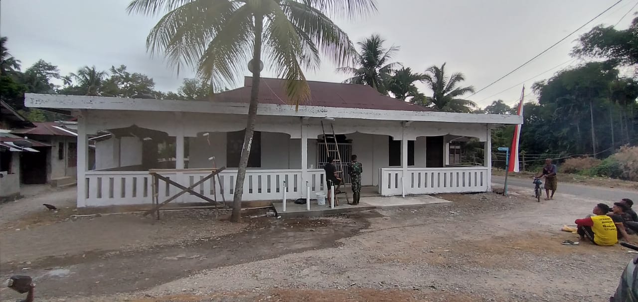 Satgas TMMD ke-124 Kodim 0107/Aceh Selatan Bantu Pengecatan Mushalla di Gampong Paya Pelumat