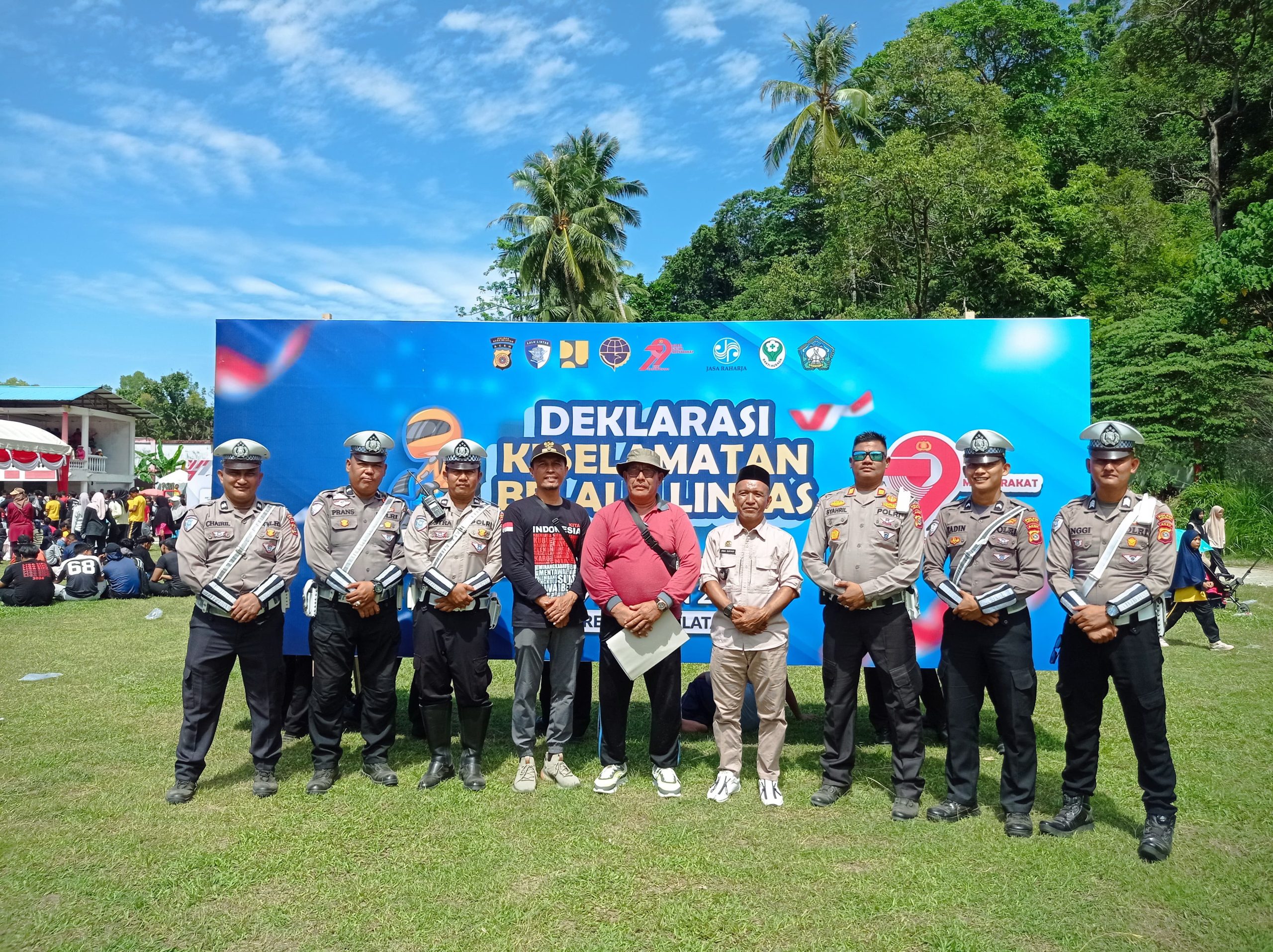 Di Sela Jalan Santai, Sat Lantas Polres Aceh Selatan Gelar Deklarasi Keselamatan Berlalu Lintas