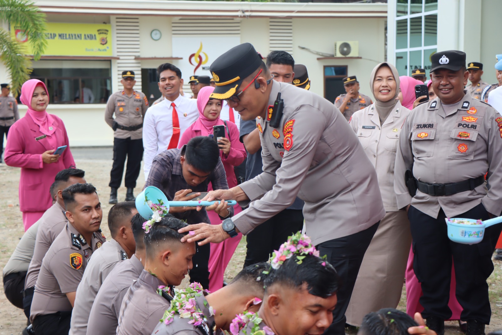 Kapolres Aceh Selatan Pimpin Upacara Kenaikan Pangkat Periode 1 Juli 2025