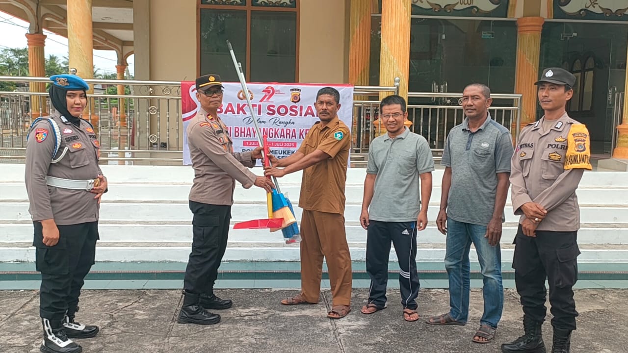 Sinergi Polri dan Masyarakat, Polsek Meukek Laksanakan Bakti Sosial Religi Jelang Hari Bhayangkara Ke 79