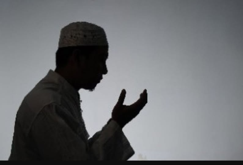 Laku yang tercemari: Refleksi Atas Nama Tuhan