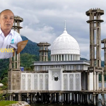 Ikon Wisata Religi Mesjid Terapung  An Nur Tapaktuan : “Jamaah Melaksanakan Ibadah Dibawah Rintik Hujan Yang Menetes Dari Kubah”
