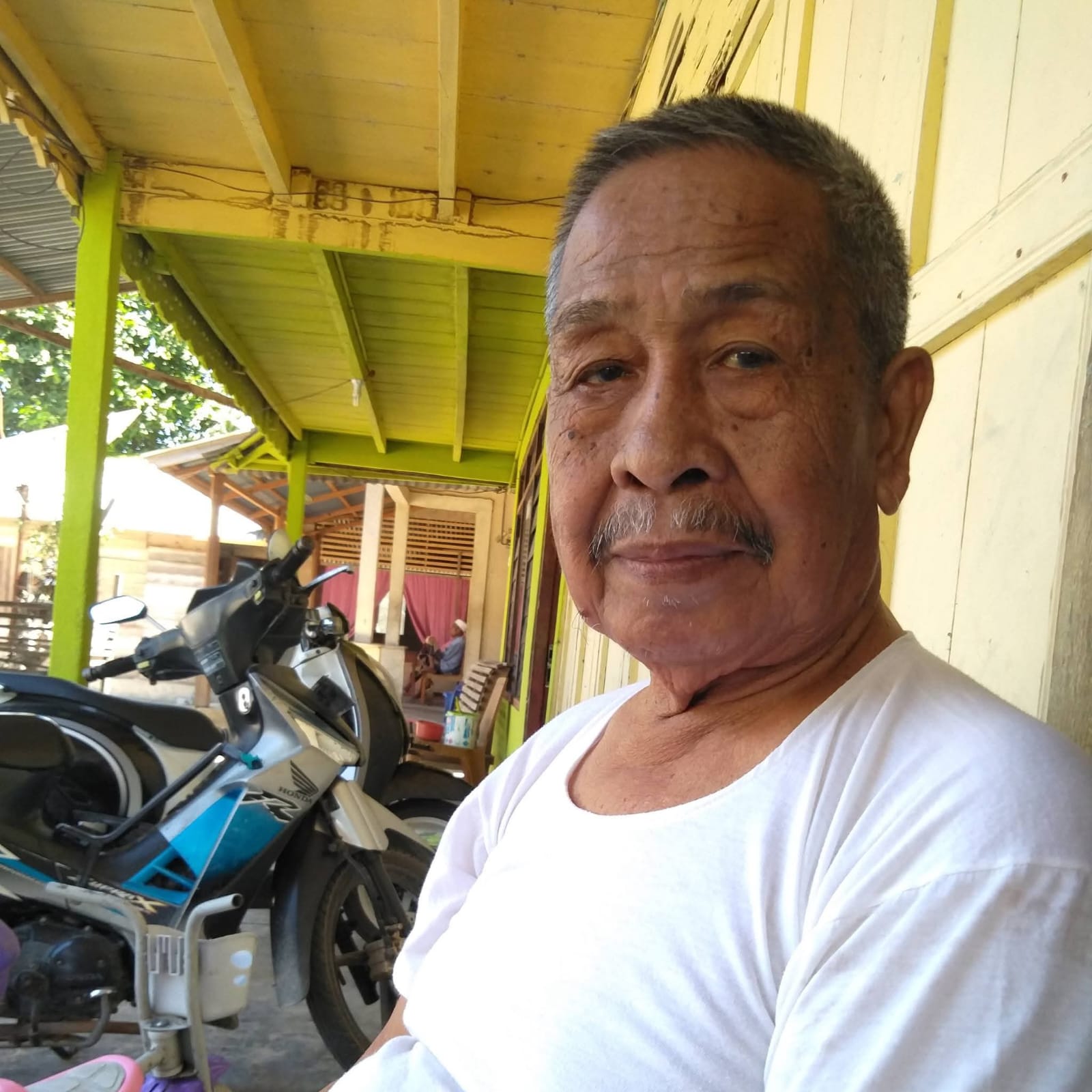 Mak Haji Kenang Ketegasan H. Mustafa Ahmad: Pemimpin yang Tak Gentar Membela Kebenaran