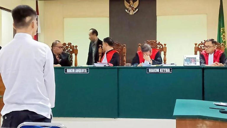 Sosok Wahyu Widodo,Hakim PN Jombang Sampai Nangis Bacakan Putusan Kasus Balita Tewas Diracun