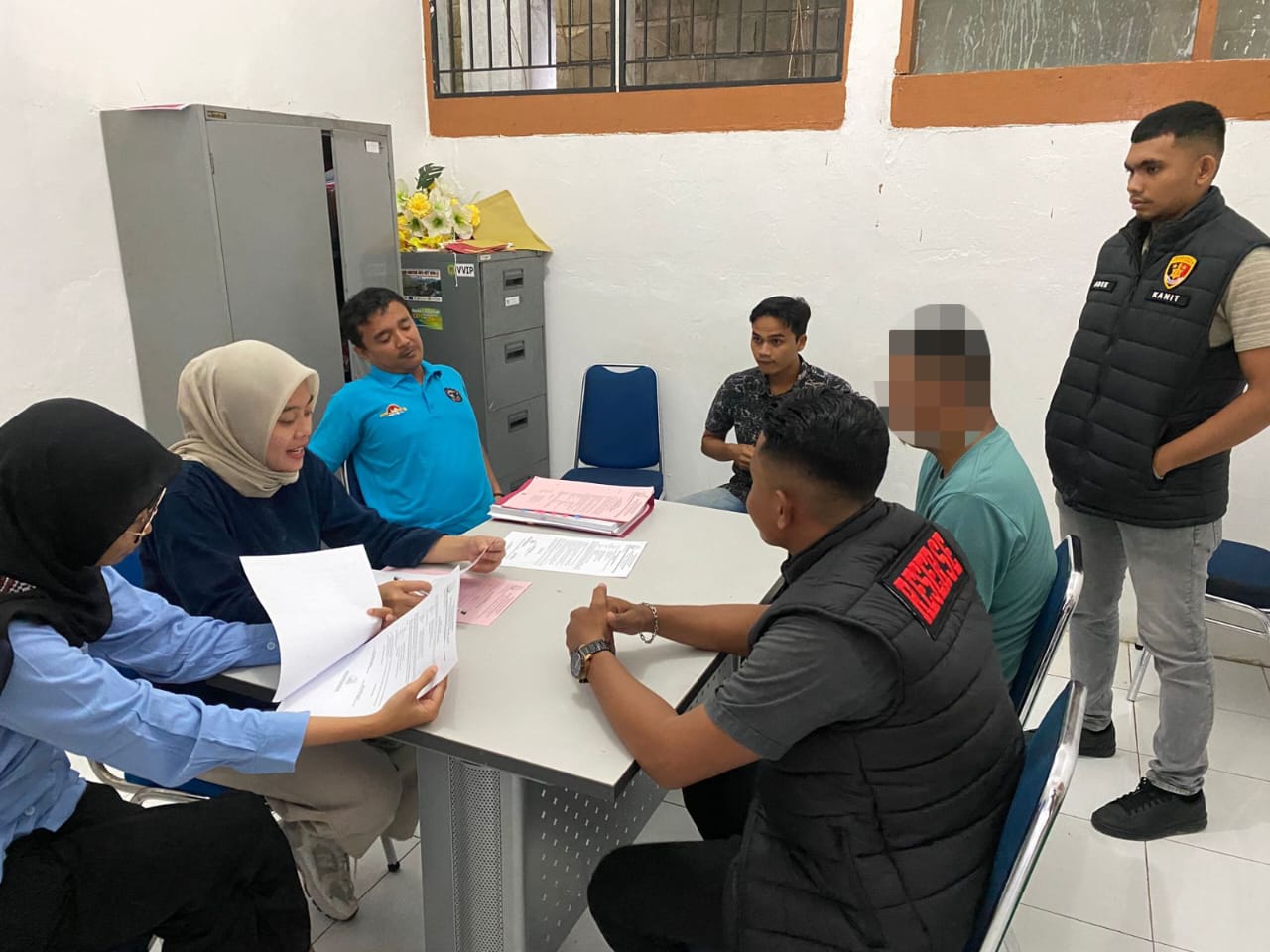 Satreskrim Polres Aceh Selatan Serahkan Dua Tersangka Beserta Barang Bukti ke Kejaksaan Negeri Tapaktuan