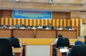 Rema Mishul Azwa Membuka Gelar Dengar Pendapat Umum Terkait Pembahasan Rancangan Qanun Kabupaten Aceh Selatan 