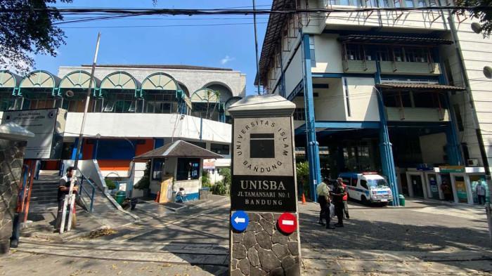 Mendiktisaintek: Penembakan Gas Air Mata di Unisba adalah Serangan terhadap Kampus